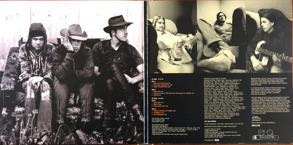 nirvana-in-utero-2013-mix_daTVf_6053d557-2600-433b-934d-77c8617ddbcd